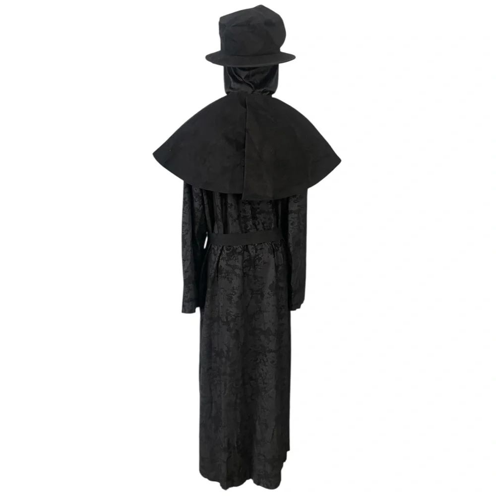 Spirit Halloween Plague Doctor Costume - Picture 8 of 15